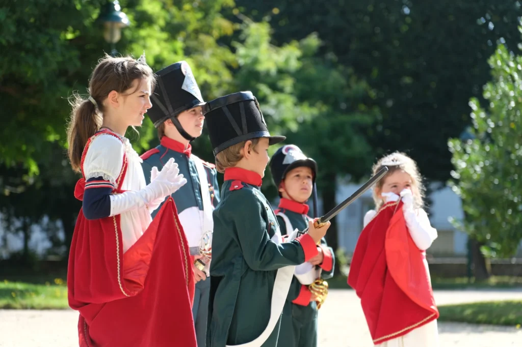 À Pontivy, un été sur les traces de Napoléonville 2 visite costumee creditoffice de tourisme de pontivy communaute