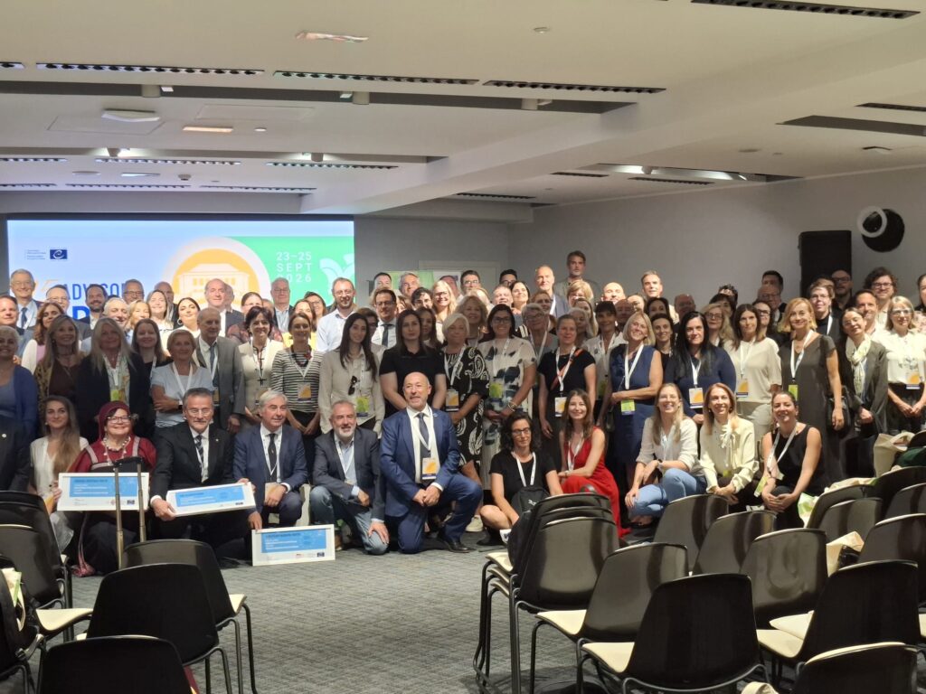 « Destination Napoléon » a participé au 15e Forum consultatif annuel des Itinéraires culturels du Conseil de l’Europe à Erevan 1 Forum group picture