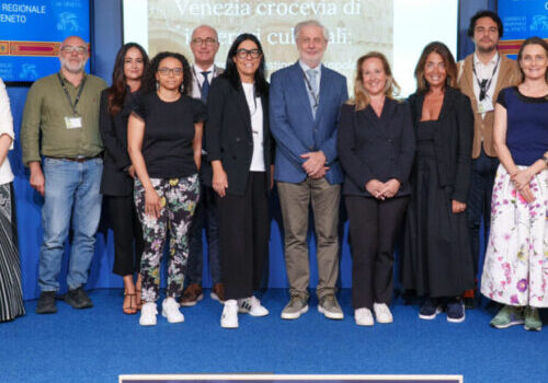 2025 Venice at the crossroads group picture