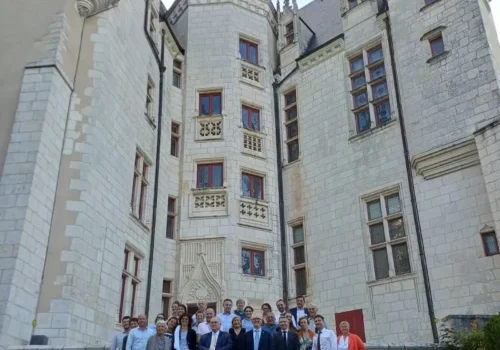 Photo groupe chateau web